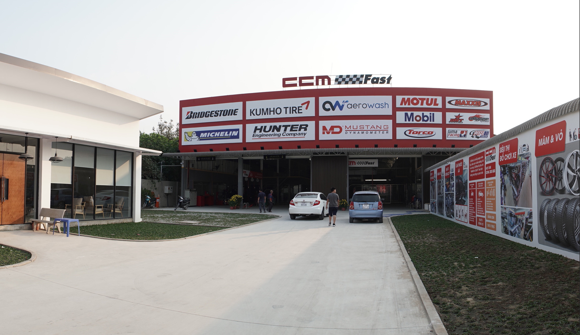 Gara sửa chữa ô tô CCMFast