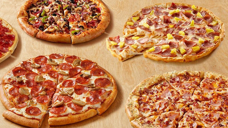 Các loại bánh đa dạng ở quán pizza Sài Gòn Logia