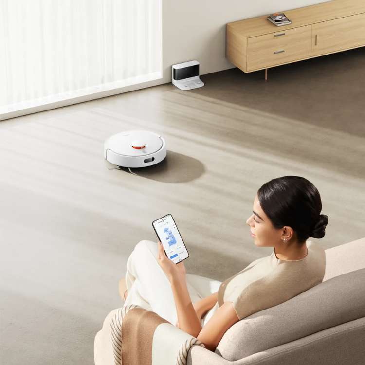 Robot hút bụi lau nhà