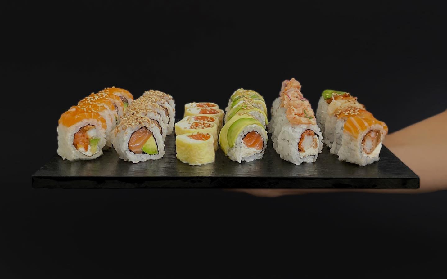 Cửa hàng Sushi điểm hẹn của giới trẻ