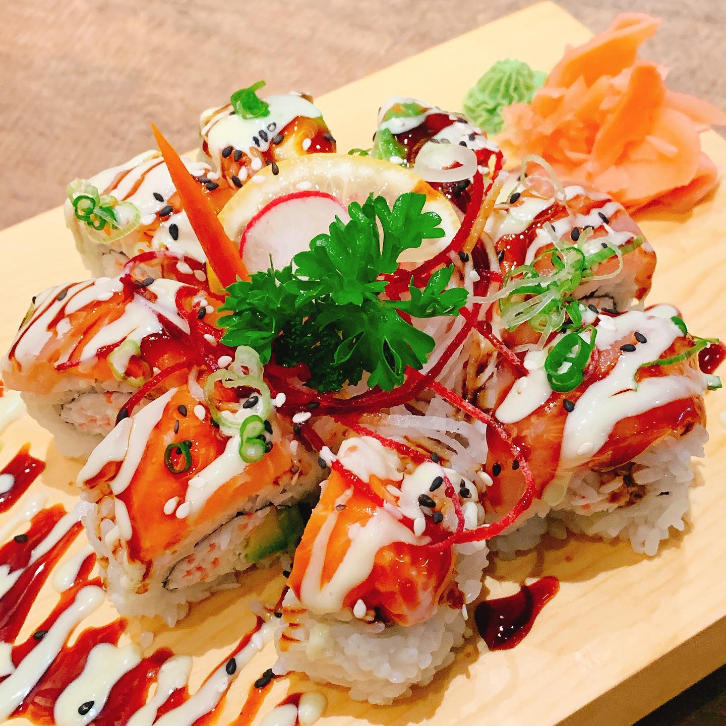 Cửa hàng Sushi ngon tại TPHCM