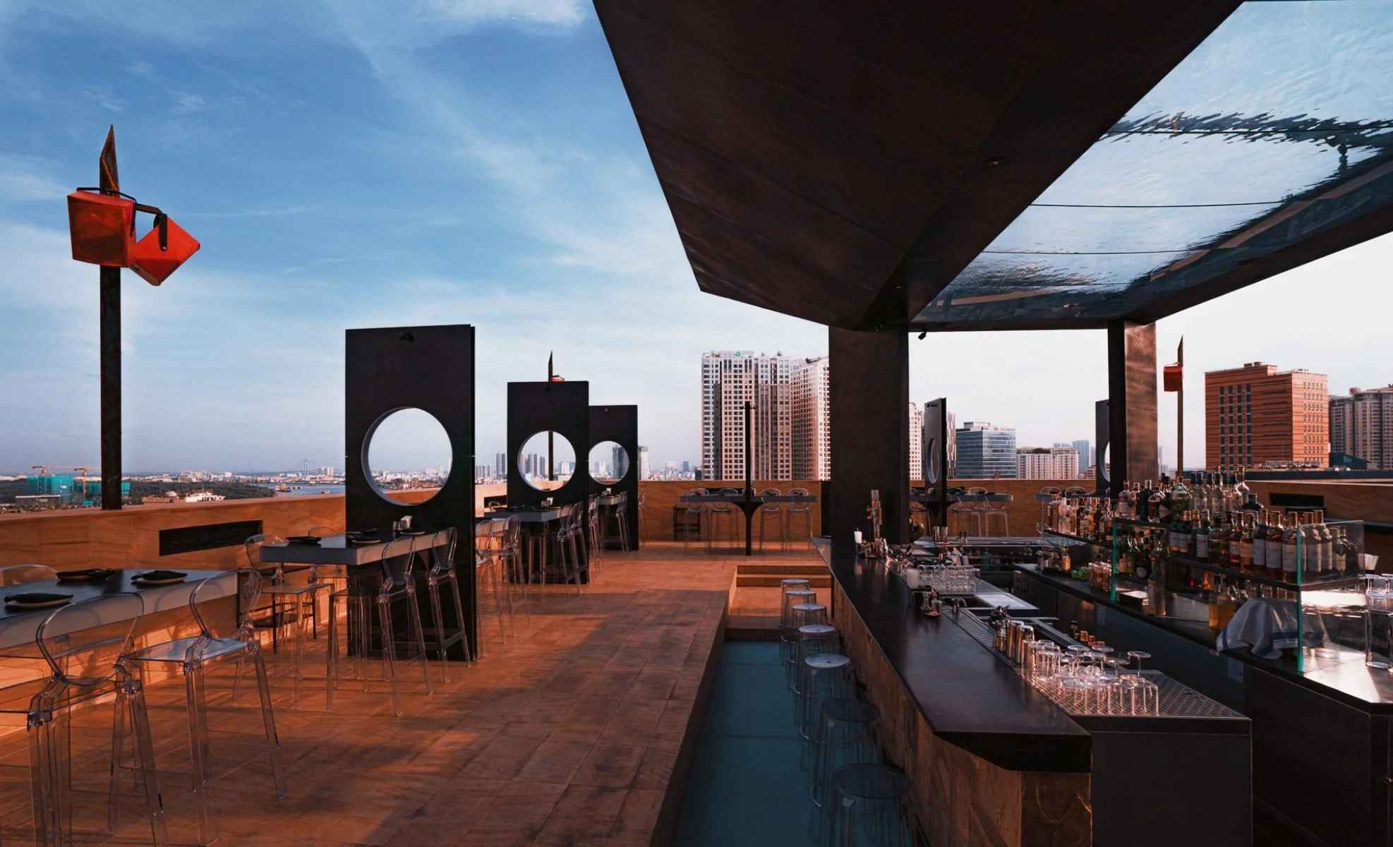 Thiết kế độc đáo tại Zion, quán bar view đẹp ven sông