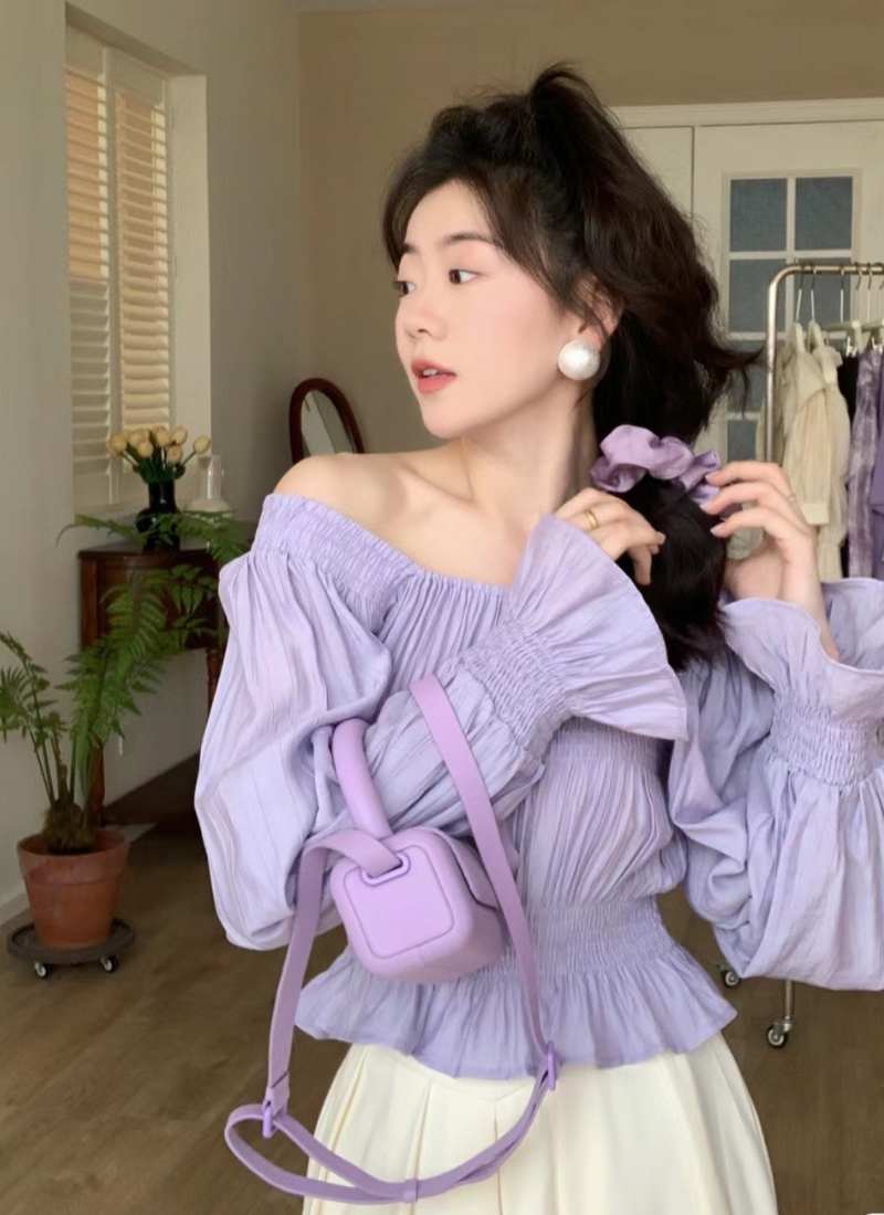 Áo trễ vai màu tím pastel - bí quyết mặc đẹp dịu dàng cho nàng