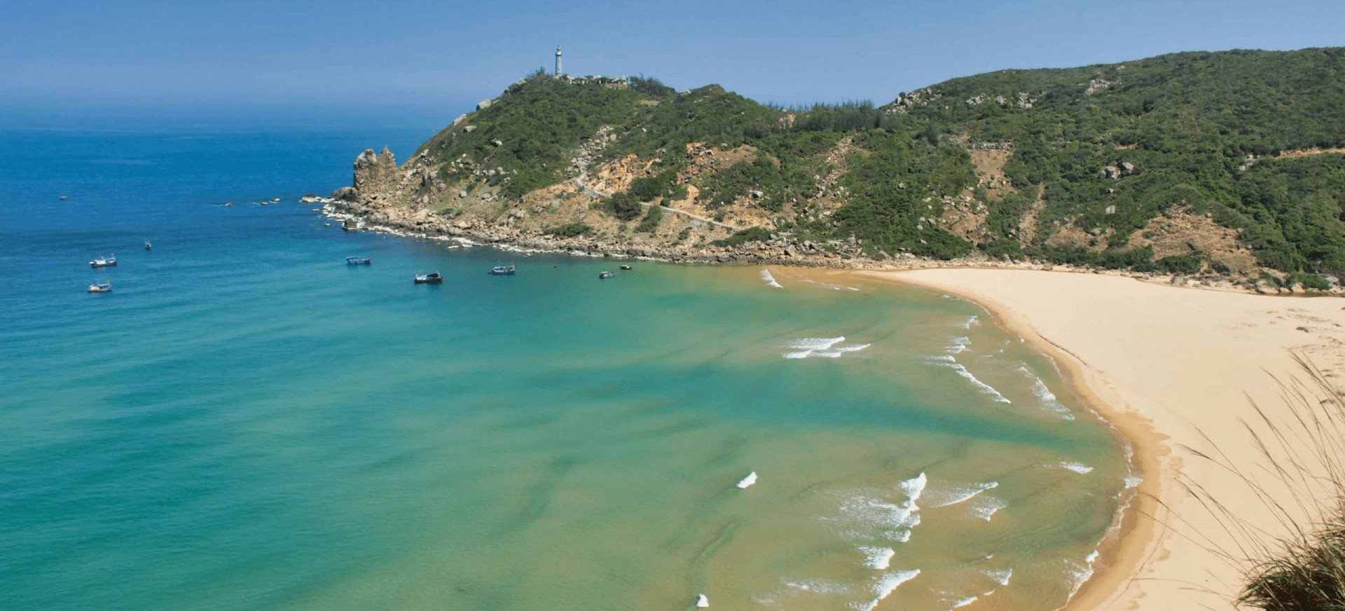 Mũi Điện - Bãi biển hoang sơ Việt Nam cực Đông