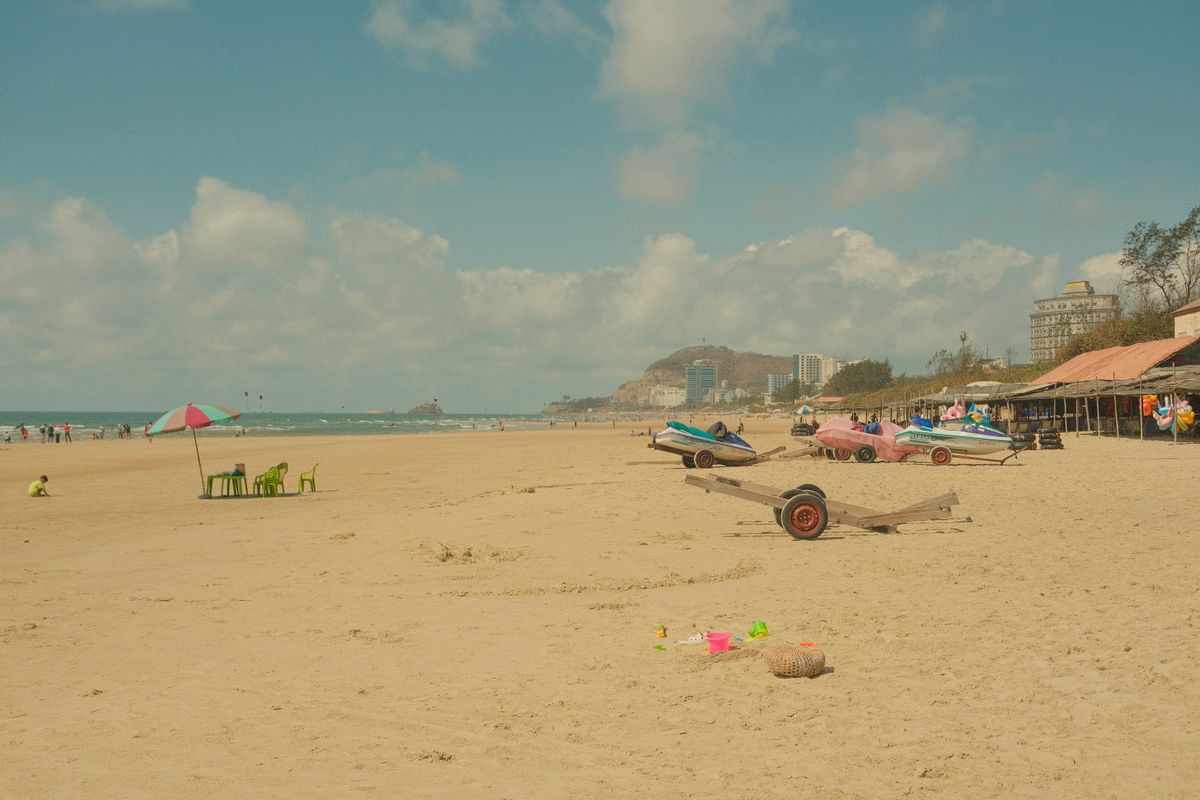 Bãi biển Vũng Tàu nắng đẹp lý tưởng để tắm biển và nghỉ dưỡng