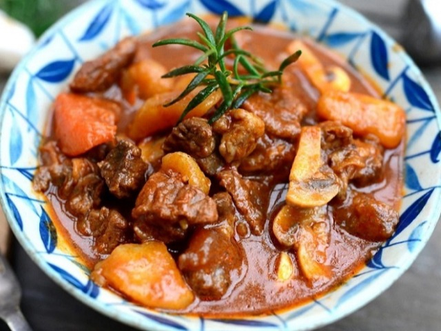 Cách làm bò kho ngon đúng như ngoài hàng