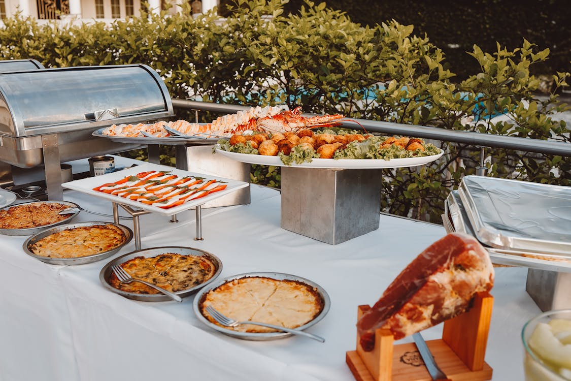 buffet hải sản khách sạn sang trọng TPHCM