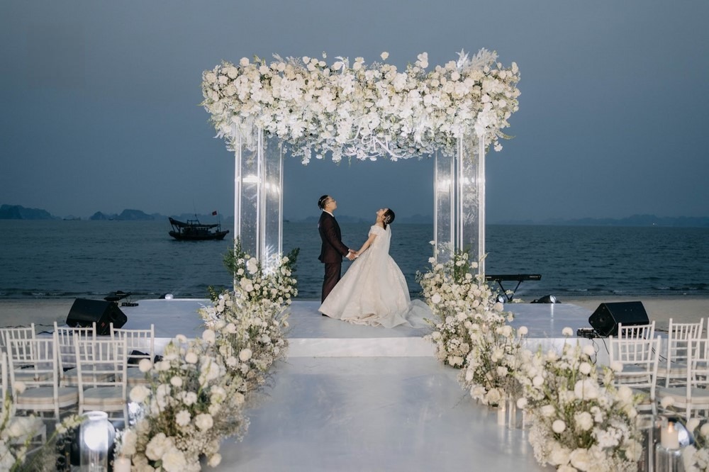 Các bước chuẩn bị đám cưới ngoài trời lãng mạn.