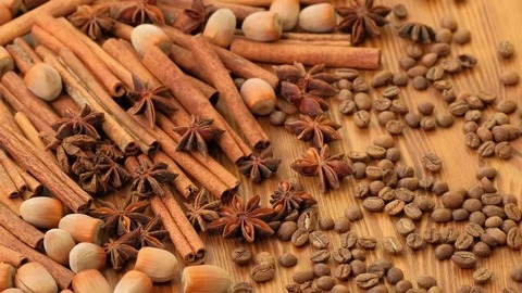 Quế chi và các loại gia vị Tây Bắc thơm