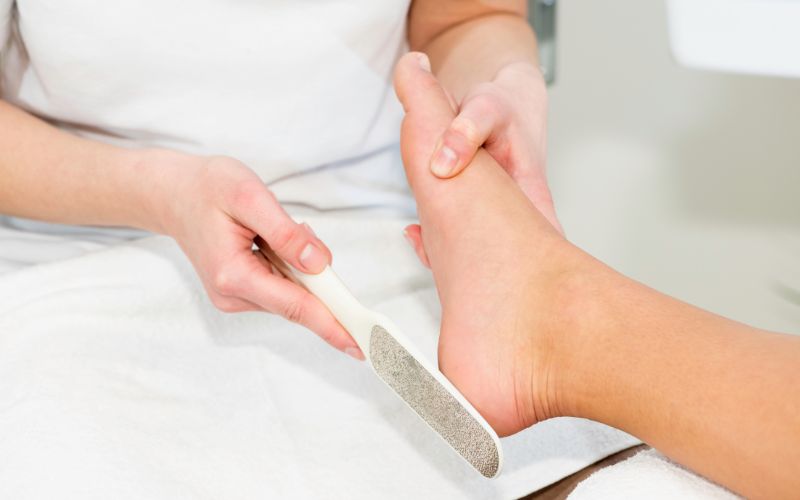 Chà gót chân chuyên nghiệp