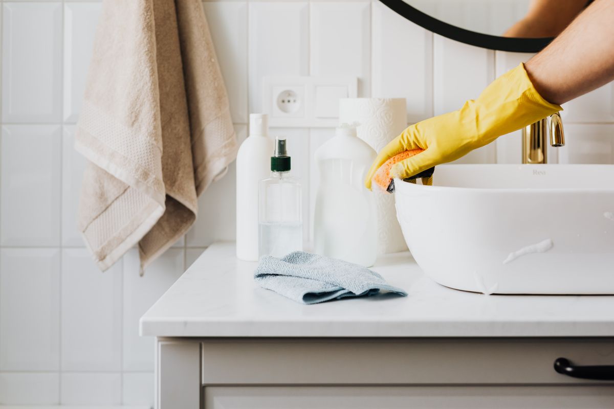 Chăm sóc vòi nước inox tránh cặn canxi