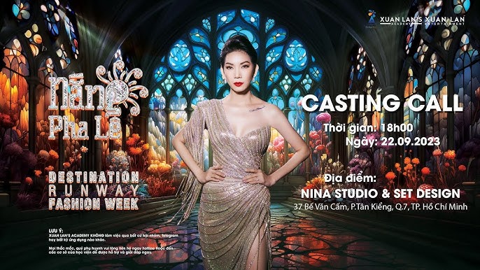 Poster casting call: Siêu mẫu Xuân Lan mặc đầm sequin, đứng trước phông kính màu, quảng bá khóa đào tạo người mẫu “Destination Runway Fashion Week”.Poster casting call: Siêu mẫu Xuân Lan mặc đầm sequin, đứng trước phông kính màu, quảng bá khóa đào tạo người mẫu “Destination Runway Fashion Week”.