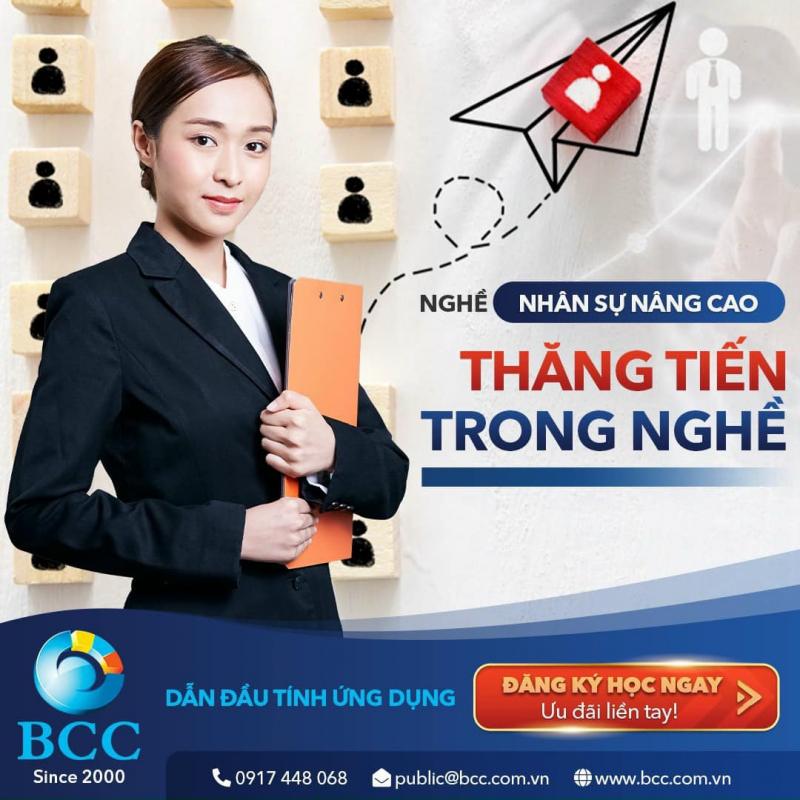 Hình ảnh buổi học tại Trung tâm Đào Tạo Nhân Sự BCC, nơi học viên được giảng dạy bởi các chuyên gia hàng đầu, kết hợp phương pháp đào tạo tương tác và thực tiễn.