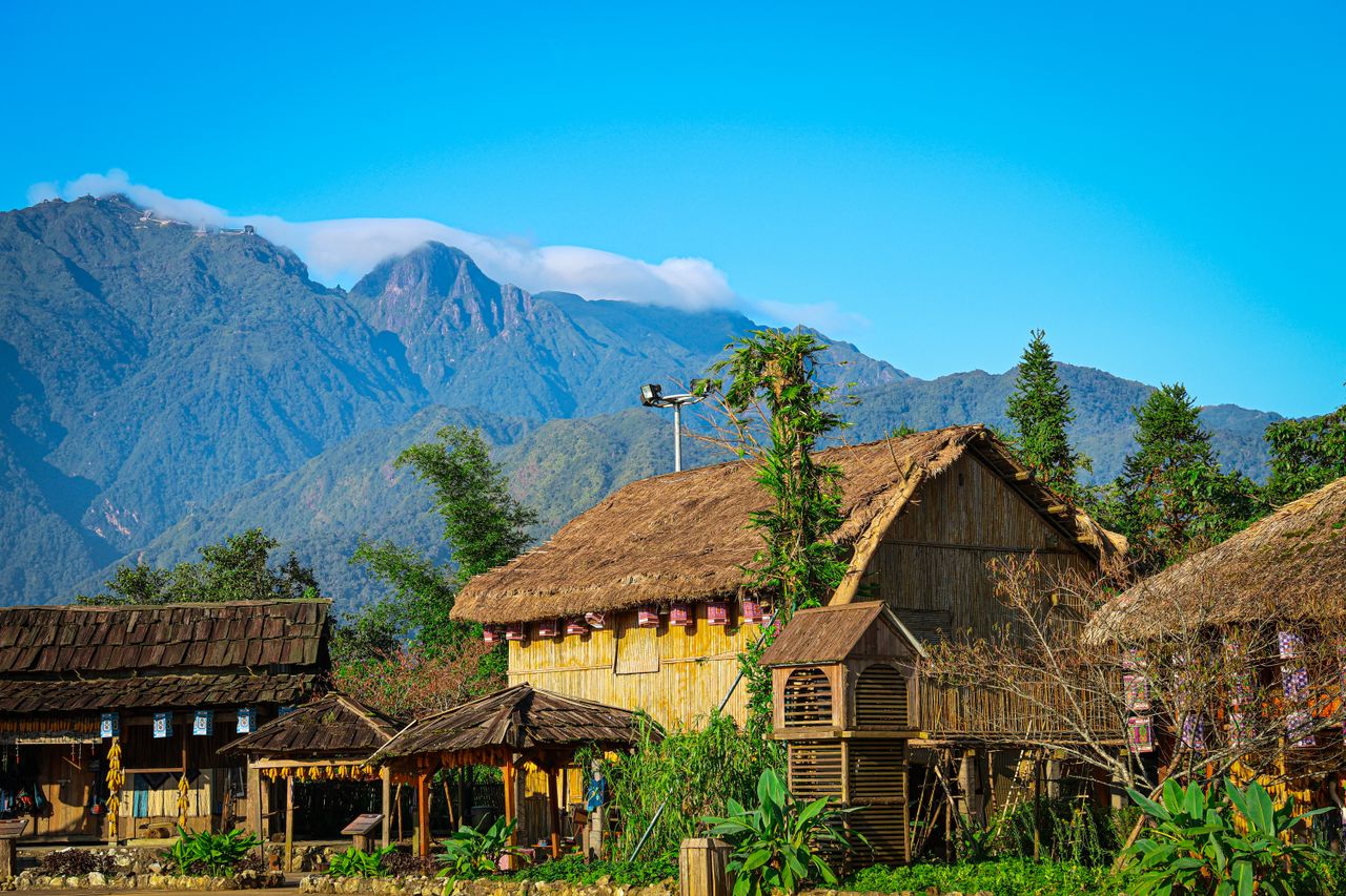 Địa điểm du lịch Sapa - Nhà tranh truyền thống dân tộc