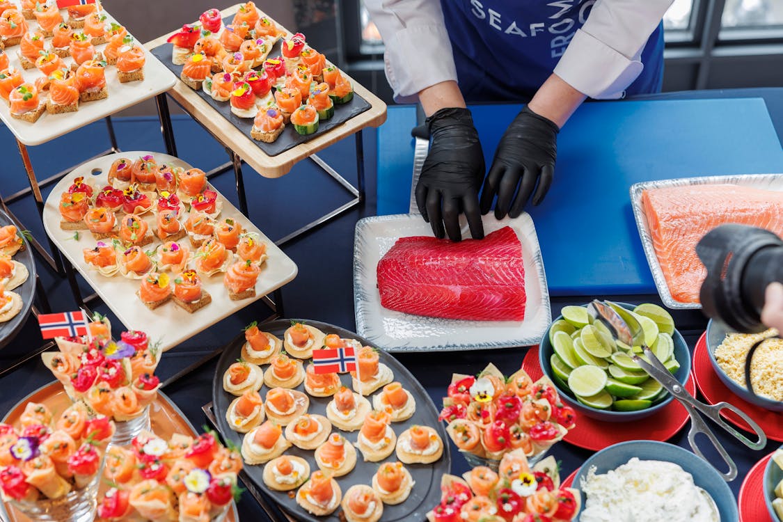 đĩa hải sản cao cấp sushi buffet 5 sao