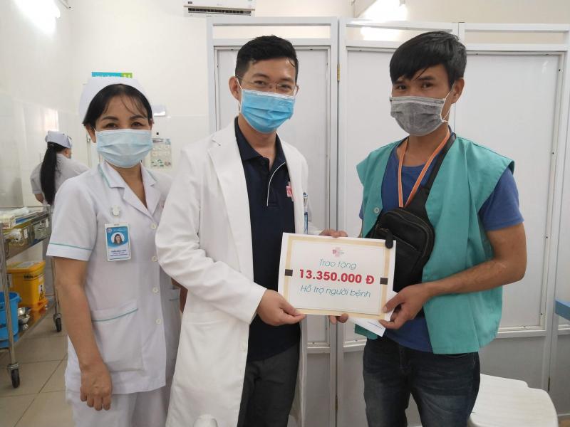 Hình ảnh Bệnh viện Bình Dân – cơ sở y tế hàng đầu với đội ngũ bác sĩ tiêu hóa giàu kinh nghiệm, trang thiết bị hiện đại trong điều trị viêm loét dạ dày.