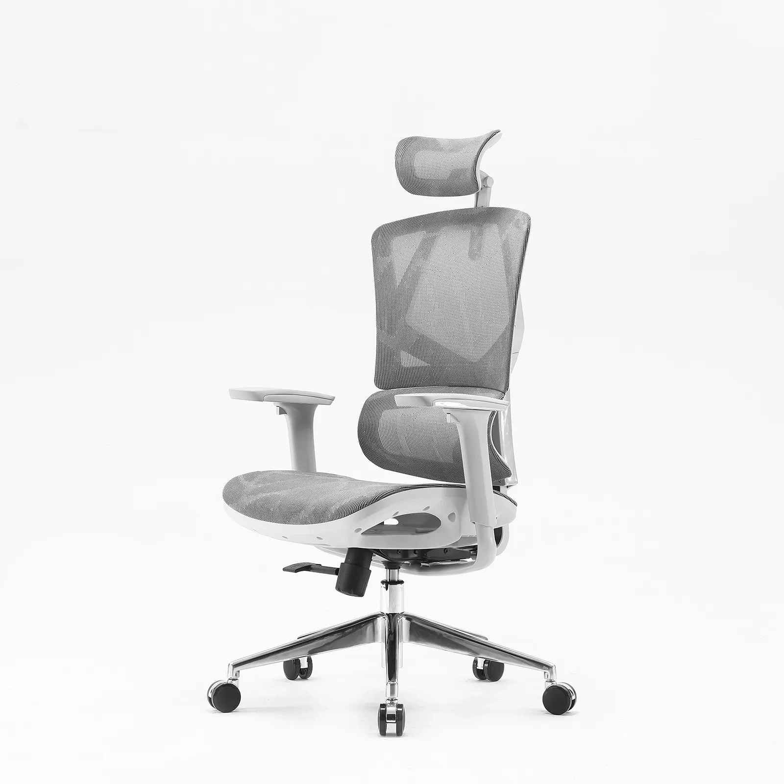 Ngồi ghế công thái học đúng tư thế ngả lưng