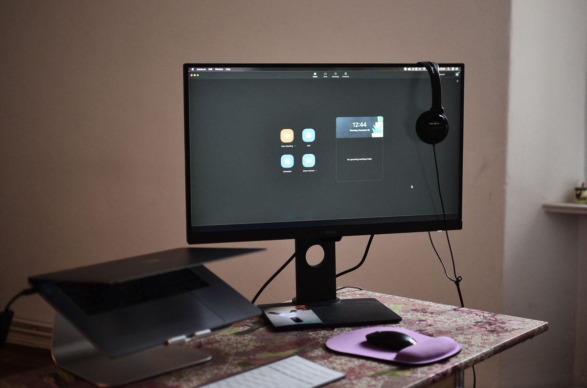 Giá đỡ laptop công thái học bảo vệ cột sống