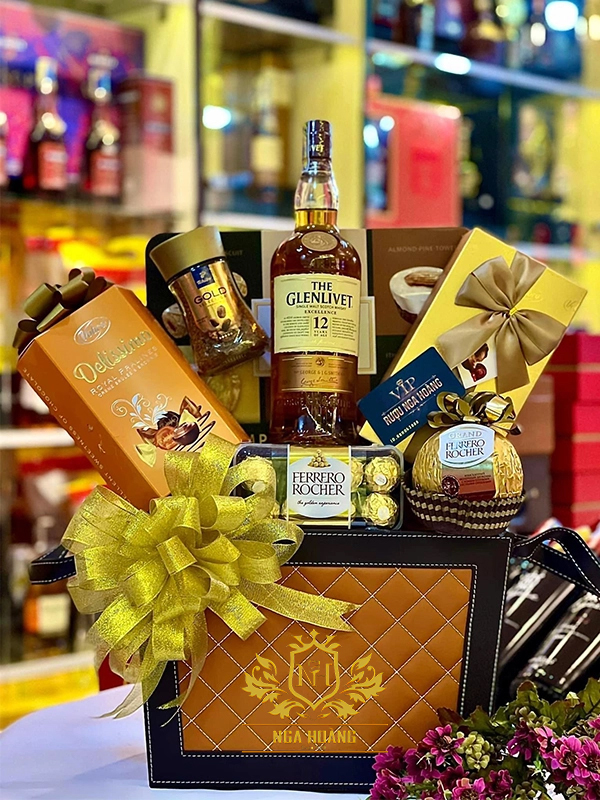 Giỏ quà Tết Bính Ngọ