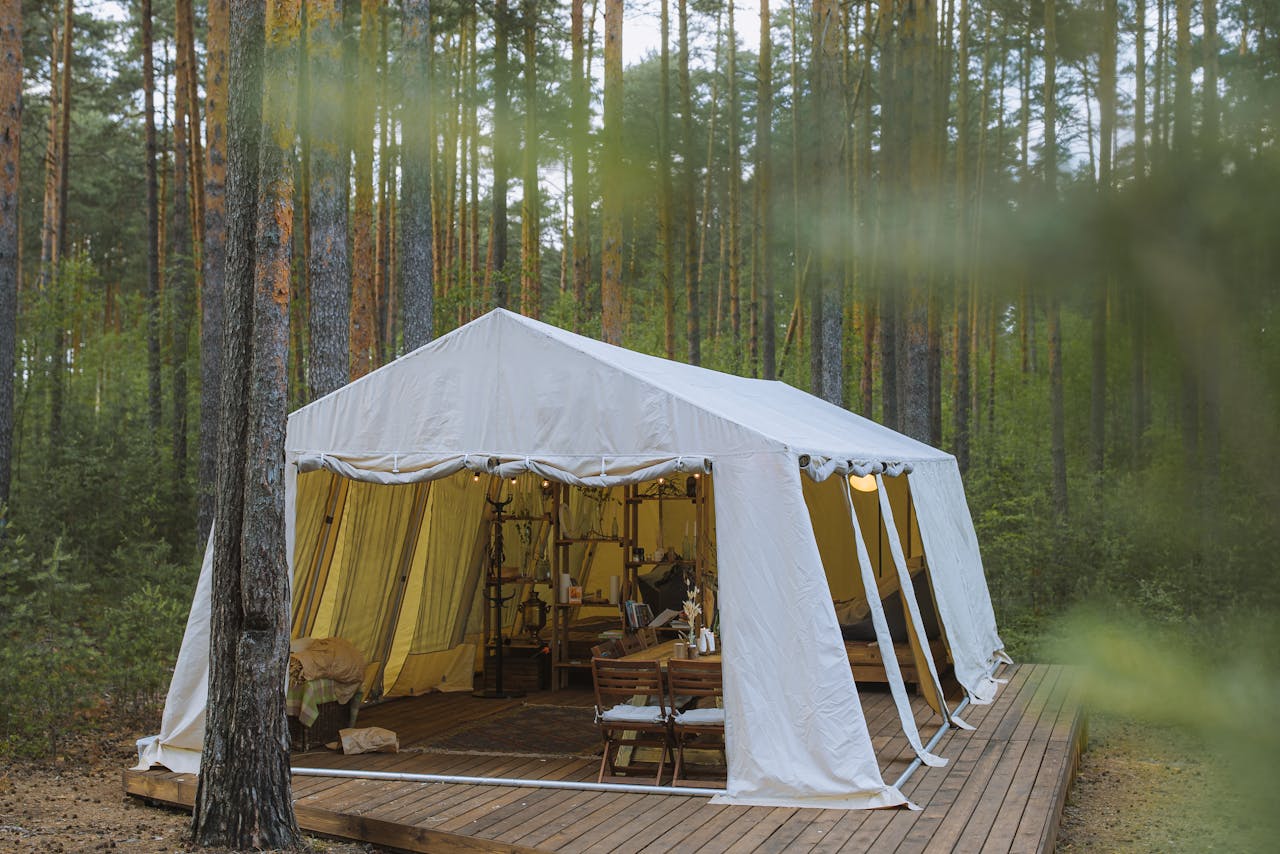 Glamping Hồ Trị An - lều thơ mộng giữa rừng cây