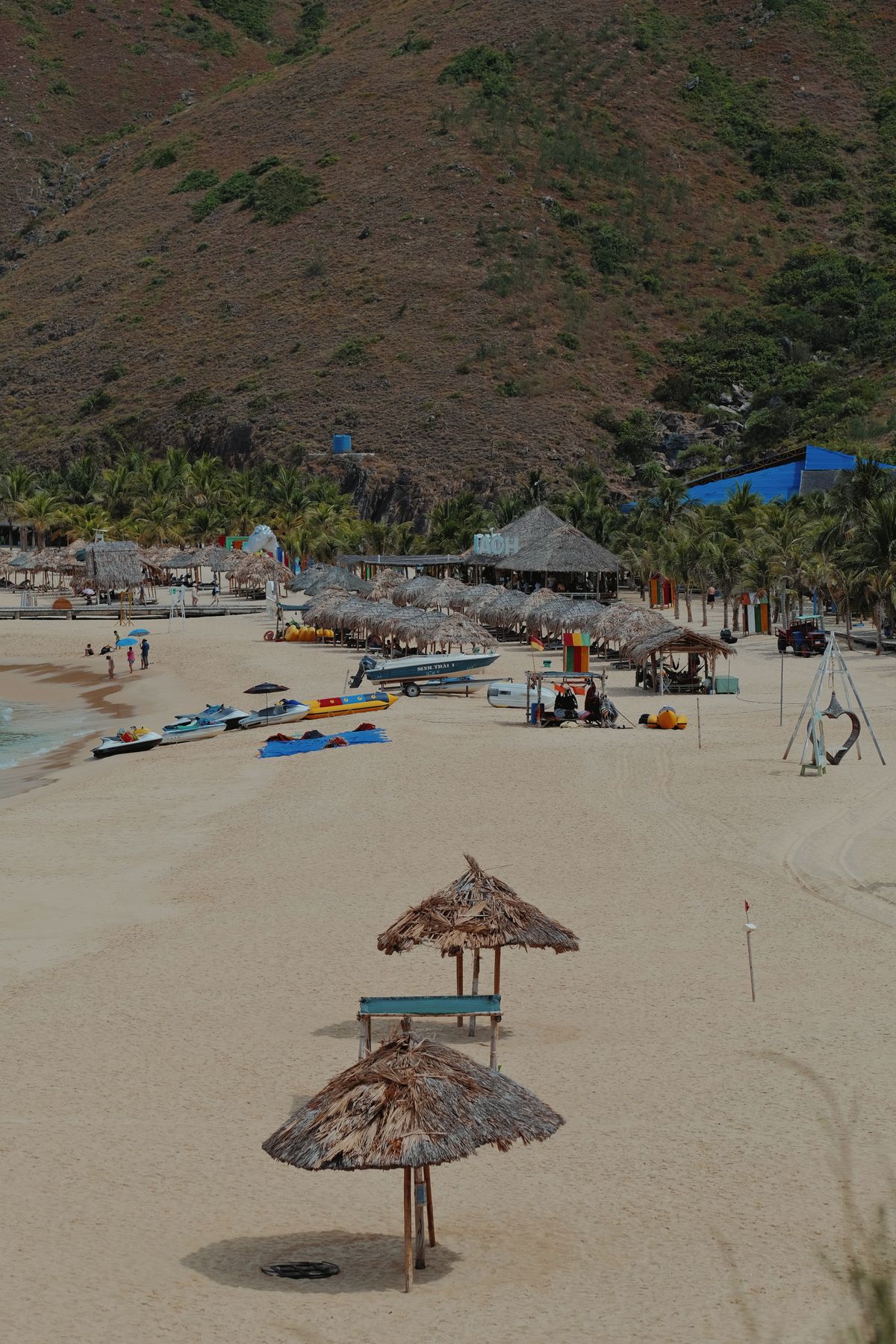 Du va cheo kayak tren bai bien Nha Trang