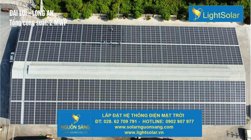 Pin năng lượng mặt trời lắp đặt bởi Solar Nguồn Sáng tại Bình Thạnh.