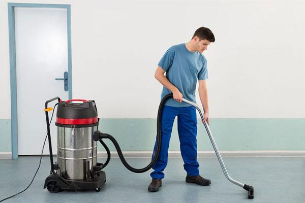 Máy hút bụi công nghiệp Karcher được phân phối tại META.vn, công suất mạnh, bền bỉ.