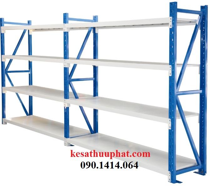 Kệ Sắt Hữu Phát tại TP.HCM chuyên sản xuất kệ kho sắt thép cao cấp, thiết kế tùy chỉnh, sơn tĩnh điện bền đẹp và tối ưu không gian lưu trữ.