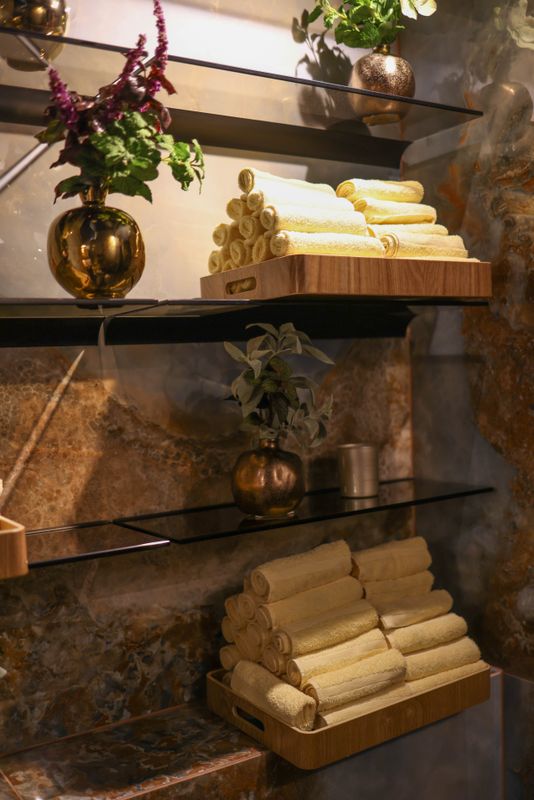 Khăn mặt sợi tre và khăn nén cuộn gọn gàng
