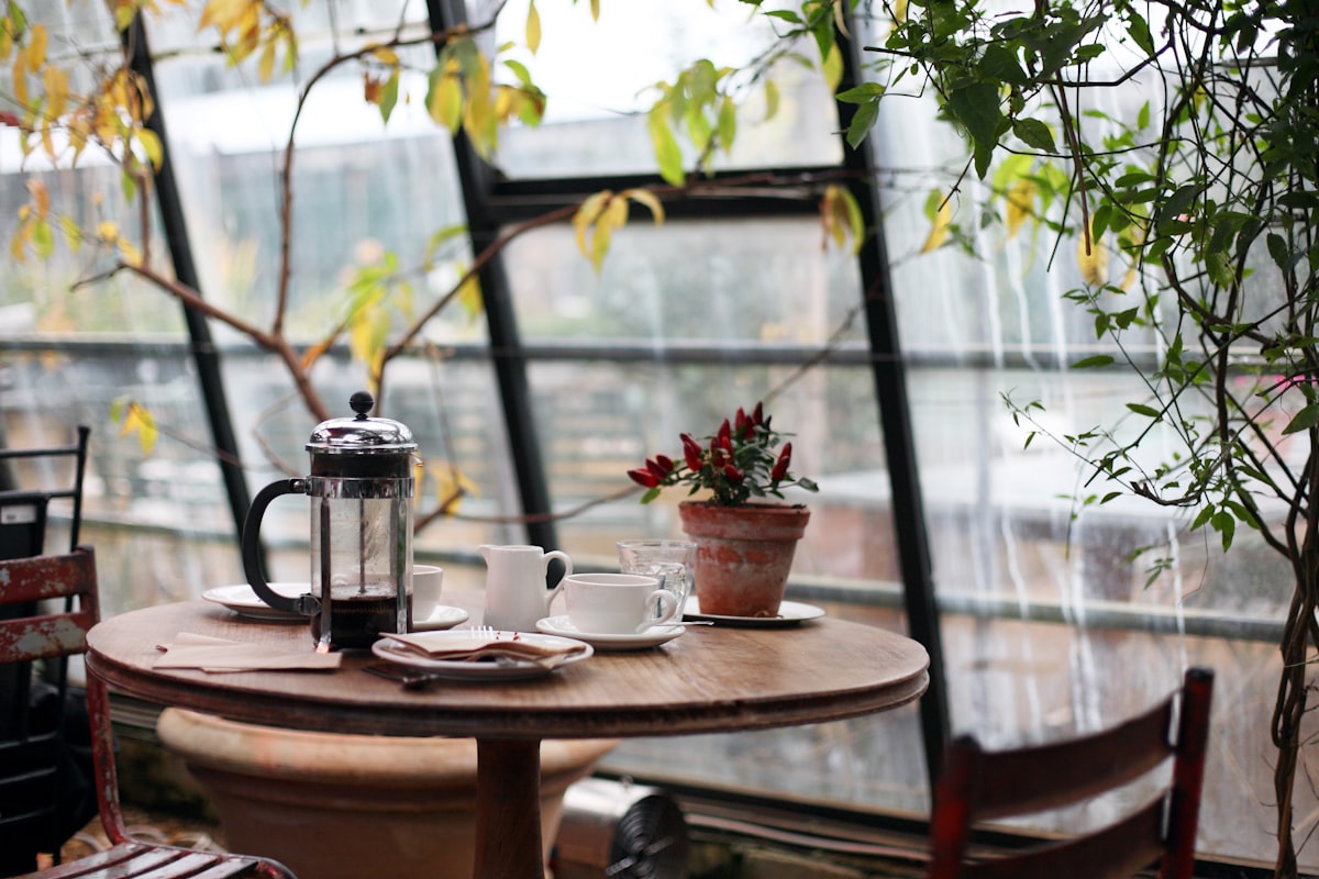 ly cà phê rooftop sáng tạo