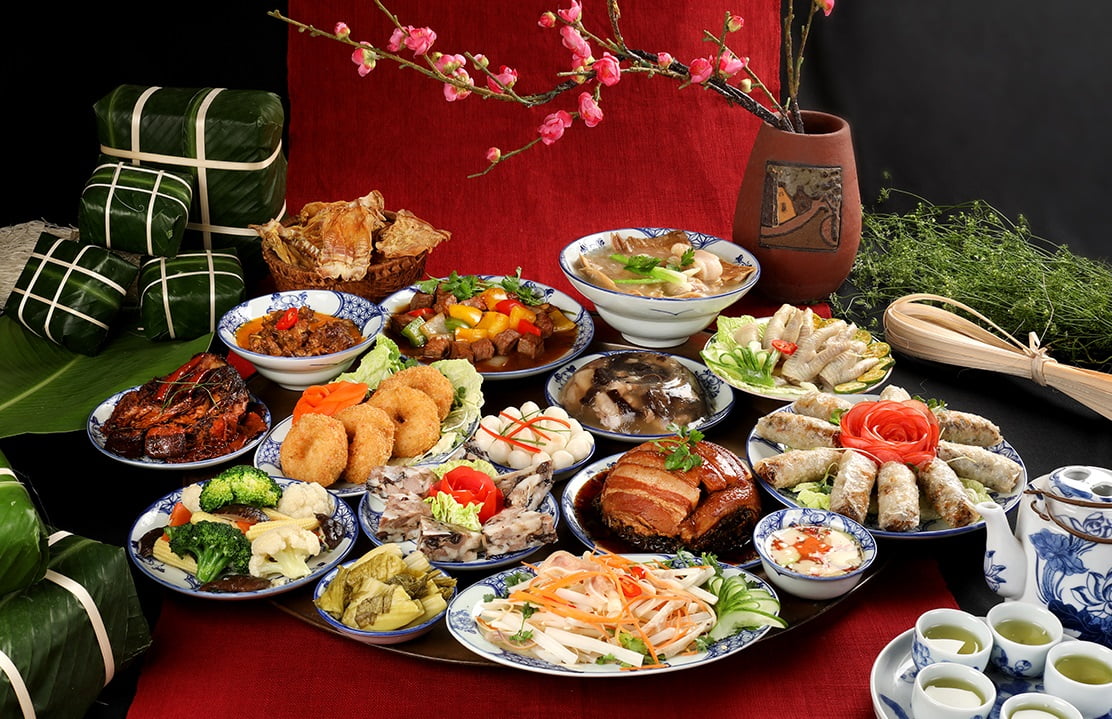 Mâm cơm ngày Tết theo phong tục xưa