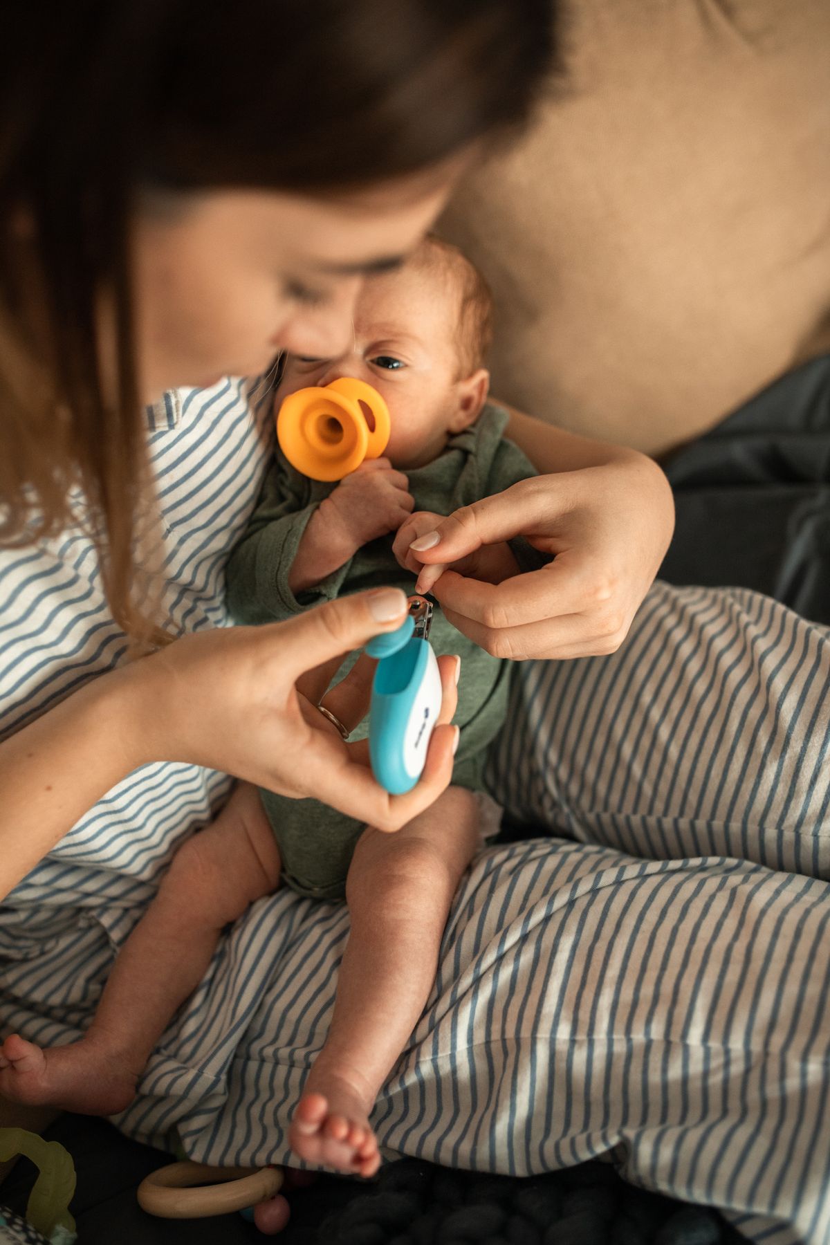 Máy cắt móng tay tự động an toàn cho bé sơ sinh