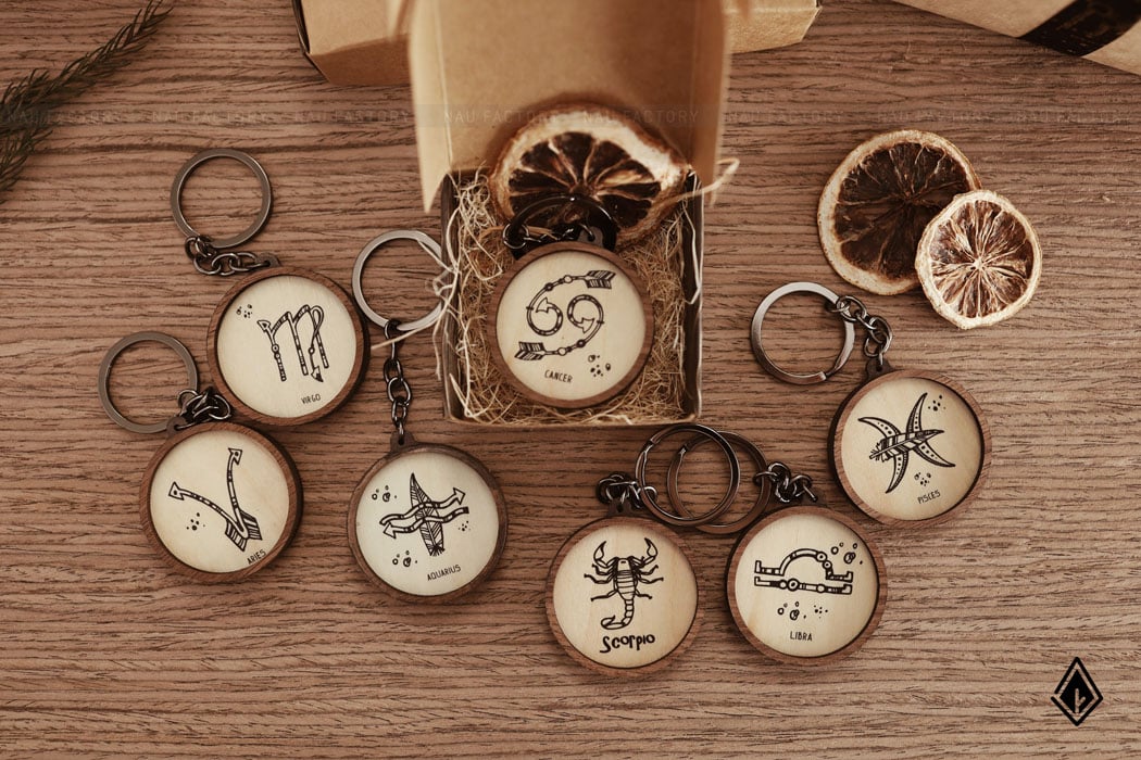 Móc khóa đôi gỗ khắc 12 cung hoàng đạo