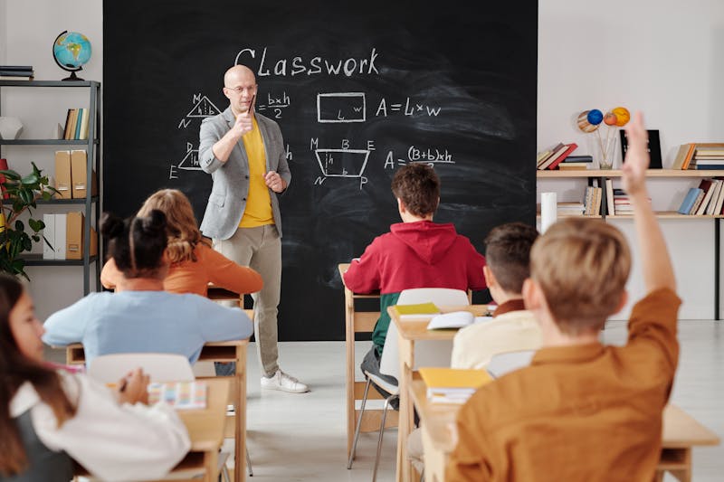 Nên học IELTS ở đâu - trung tâm luyện thi IELTS uy tín tại TPHCM