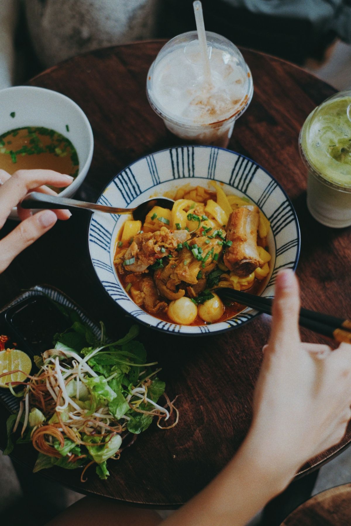 tô bún quán ăn ngon bình thạnh