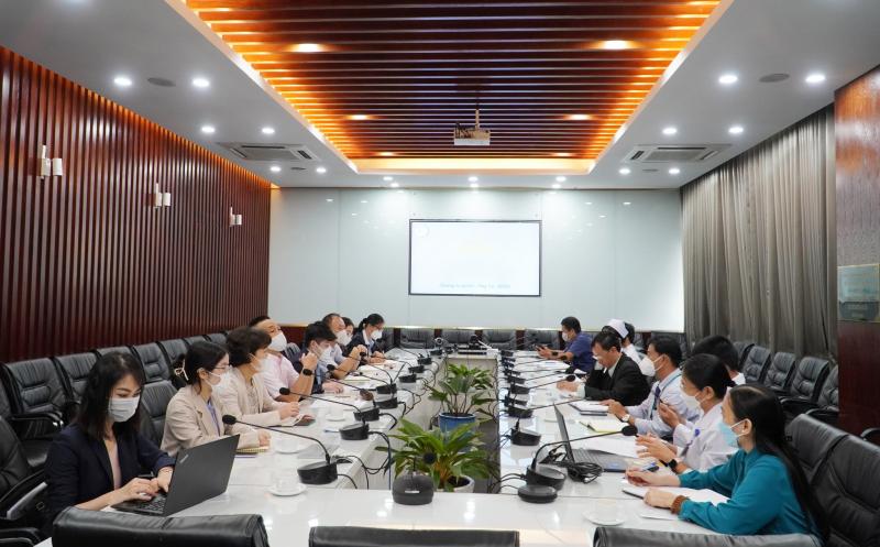 Khoa phục hồi chức năng cơ xương khớp tại Bệnh viện Chợ Rẫy với đội ngũ bác sĩ giàu kinh nghiệm và hệ thống máy móc tiên tiến.