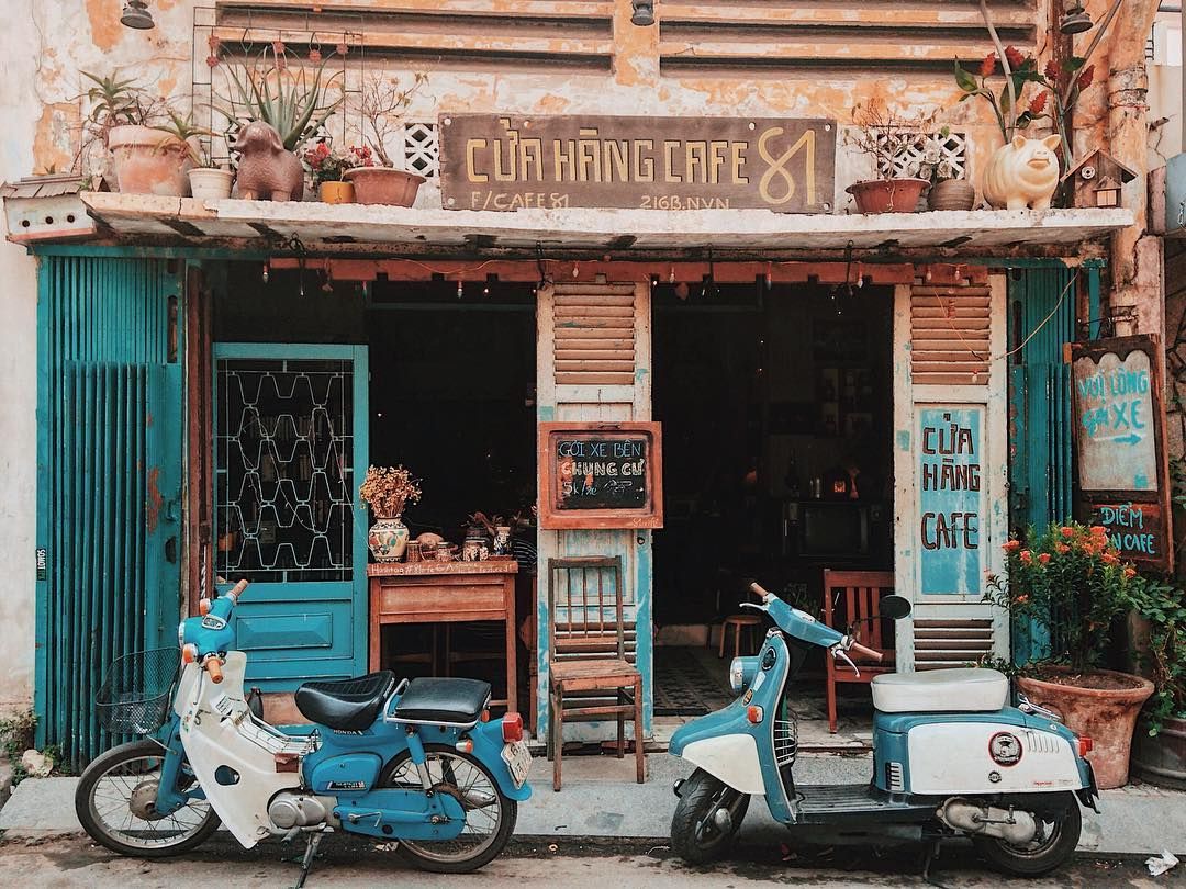 Nội thất quán cà phê vintage tối giản và tinh tế