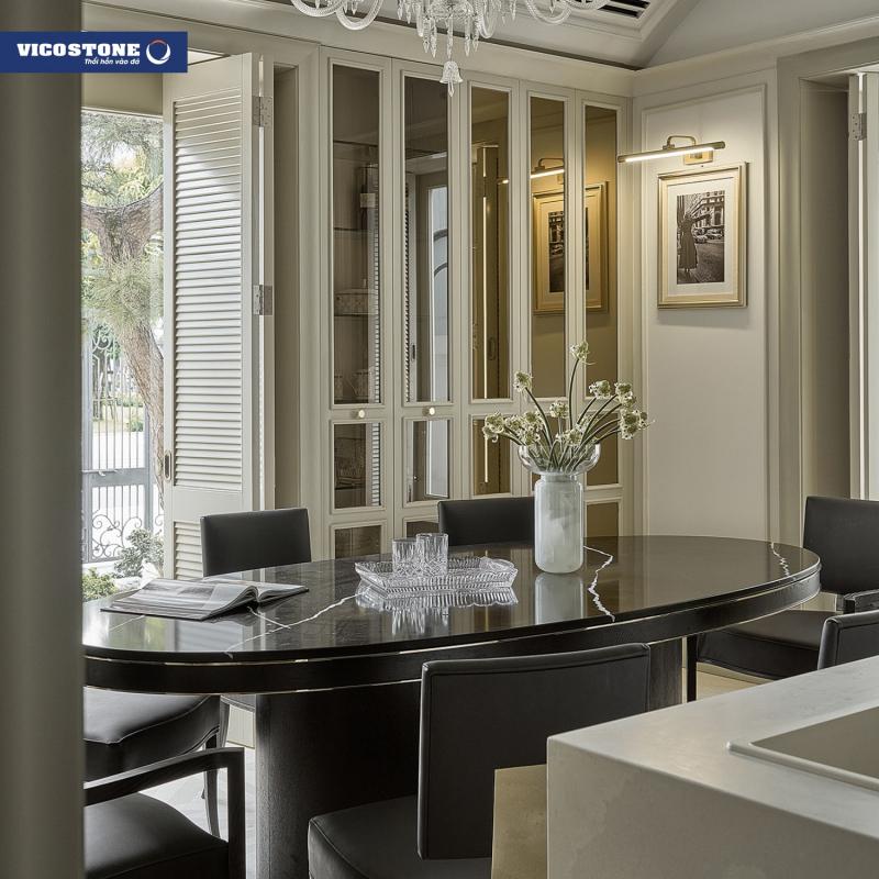Vicostone Vietnam dẫn đầu ngành sản xuất đá ốp lát với dây chuyền công nghệ tiên tiến và tiêu chuẩn chất lượng quốc tế.