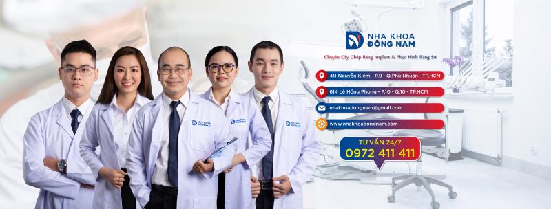 Đội ngũ bác sĩ Nha Khoa Đông Nam cùng thông tin liên hệ và hai địa chỉ phòng khám tại TP.HCM.
