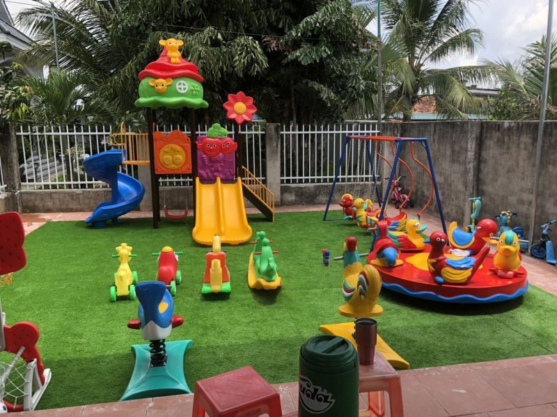 Hình ảnh Thiết Bị Mầm Non Việt Mỹ – công ty chuyên cung cấp thiết bị mầm non chất lượng cao, đa dạng sản phẩm từ đồ chơi ngoài trời, trong nhà đến nội thất và dụng cụ học tập.