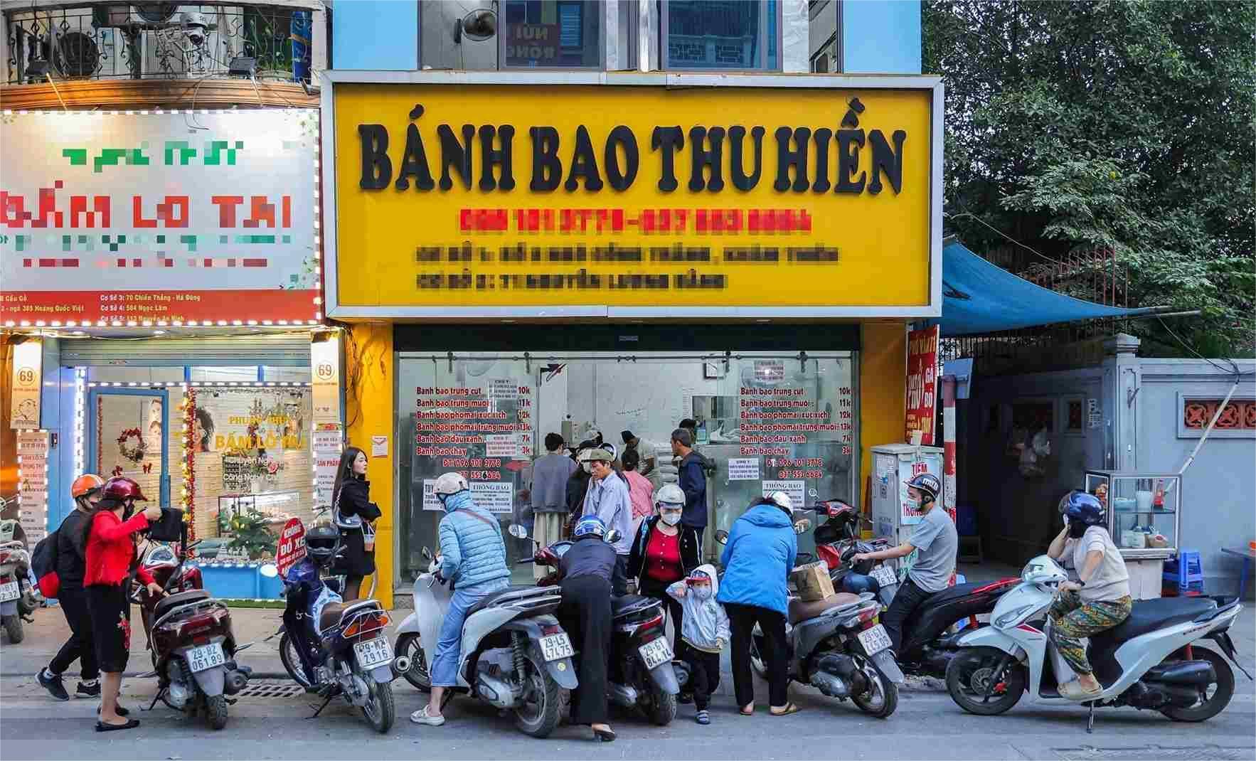 Tiệm bánh bao gia truyền Thu Hiền đông khách tại Hà Nội.