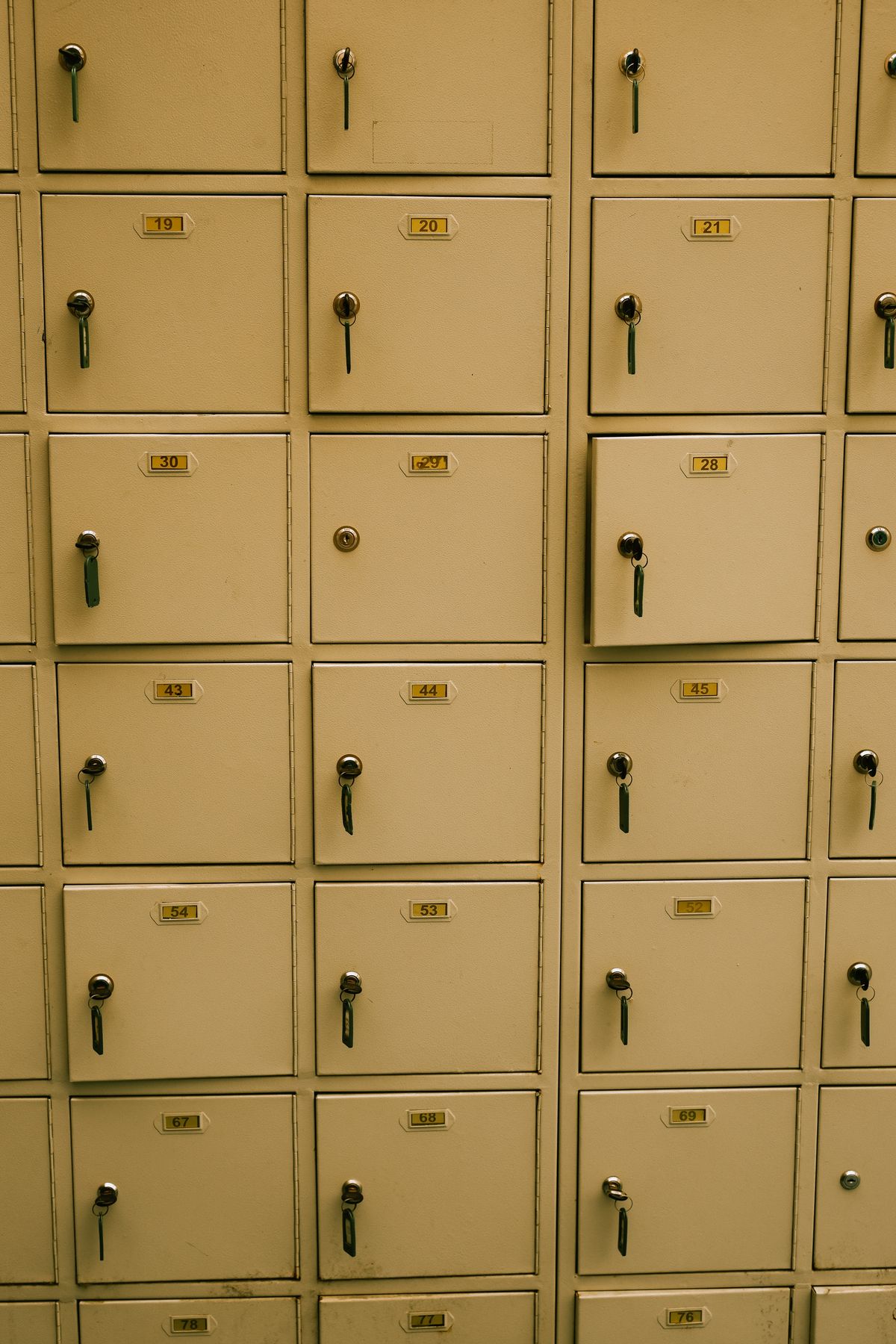 Tủ locker nhận đồ ship của dịch vụ gửi đồ locker tự động