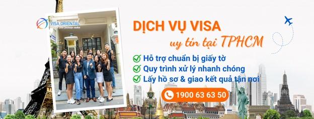 Nhân viên Visa Phương Đông tư vấn hồ sơ – công ty chuyên visa du lịch Mỹ với kiến thức chuyên sâu và khả năng cập nhật quy định mới nhất.